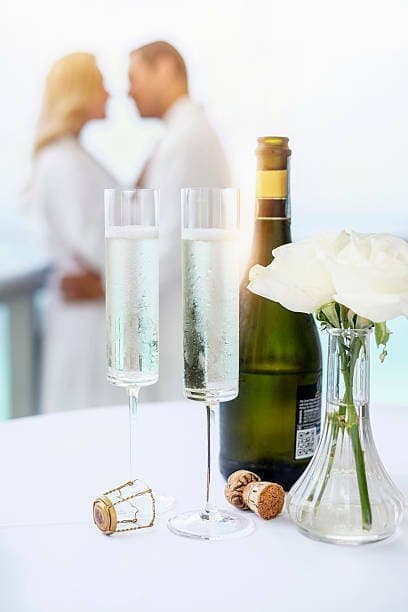 What are the best luxury hotels in Miami?